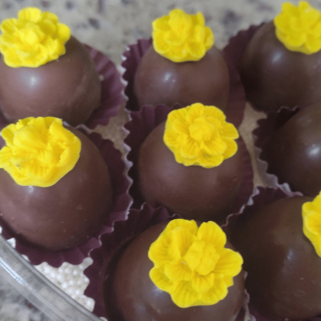 Curso Segredos de Temperagem, Bombons e Trufas que Vendem 11/06/26 13h30 às 17h00